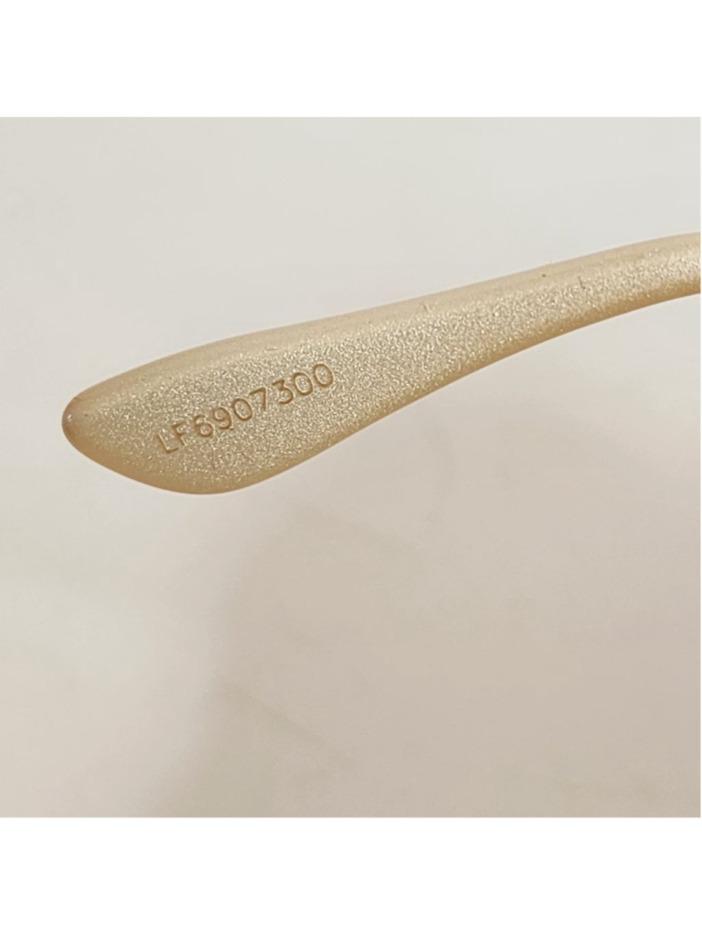 TOM FORD Miranda Gold Brown Oversized Gradient Butterfly Sunglasses - Picture 7 of 7